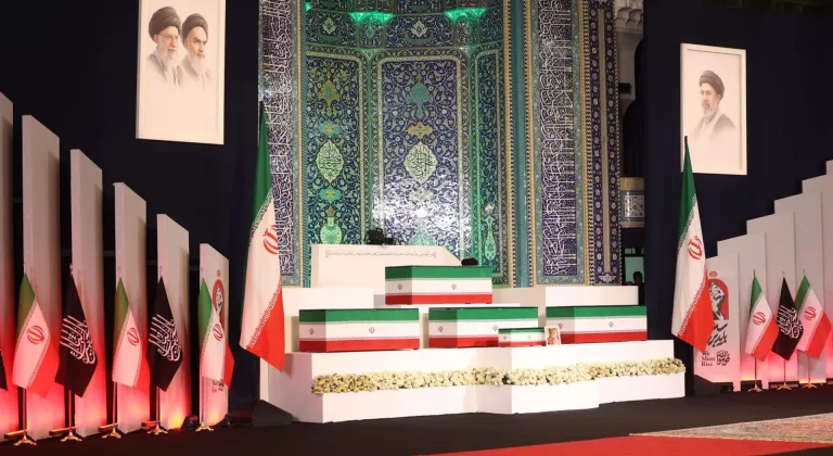 Hamaney için Tahran’da devlet töreni düzenlendi