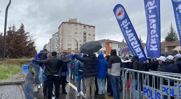 1 Mayıs yürüyüşleri geniş güvenlik önlemleriyle başladı