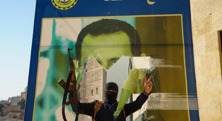 54 yıllık Esed rejimini sona erdiren “Saldırganlığı Caydırma” operasyonu hakkında ne biliyoruz?