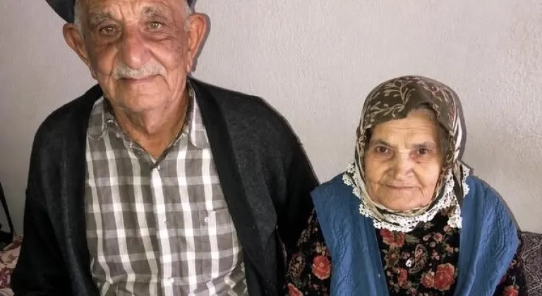 67 yıldır evli çift aynı gün vefat etti