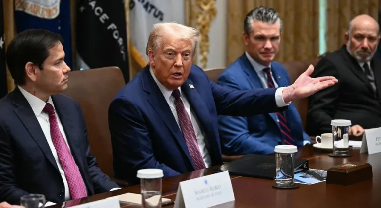Trump Beyaz Saray’da Gazze toplantısı düzenledi