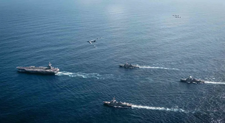 ABD donanması: "Dünyanın en büyük uçak gemisi USS Gerald R. Ford Karayip Denizi’nde"
