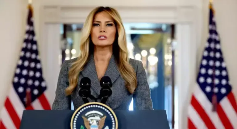 ABD First Laydsi Melania: "Beni Trump ile Epstein tanıştırmadı"