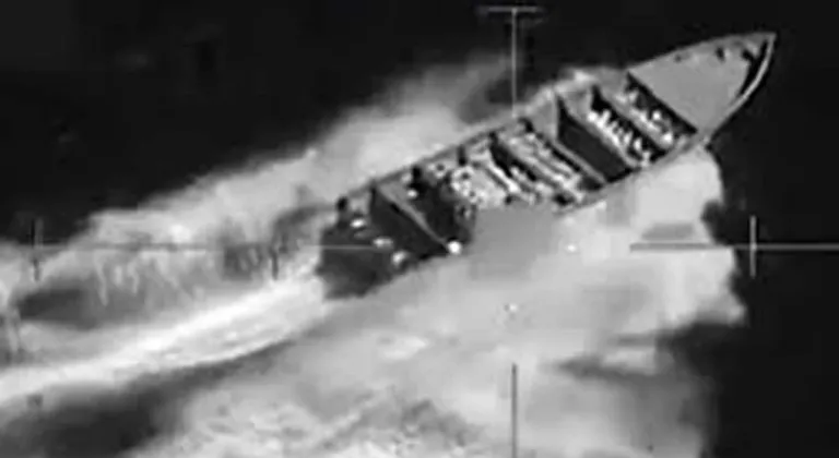 ABD, uyuşturucu taşıyan bir tekneyi daha vurdu: "4 narko-terörist öldürüldü"