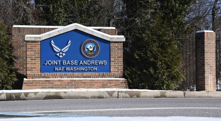 ABD’de askeri üsse teslim edilen paketteki "beyaz toz" alarma geçirdi