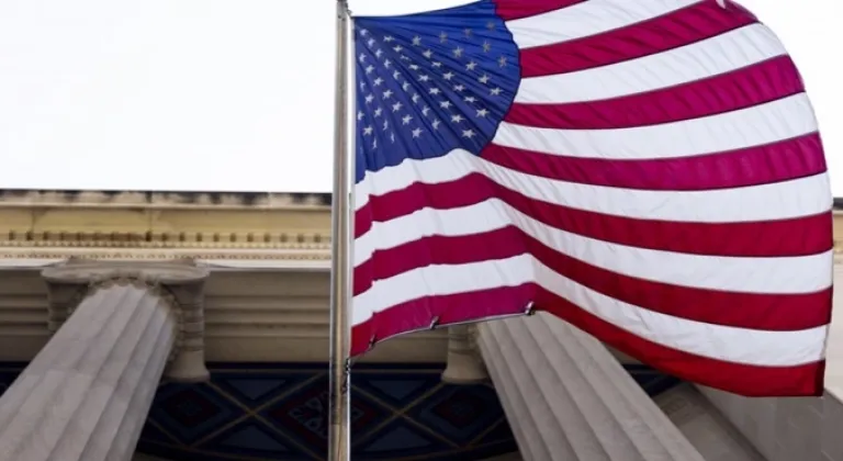 ABD’nin Beyrut Büyükelçiliği bazı personel ile aile üyelerinin ülkeyi terk etmesini istedi