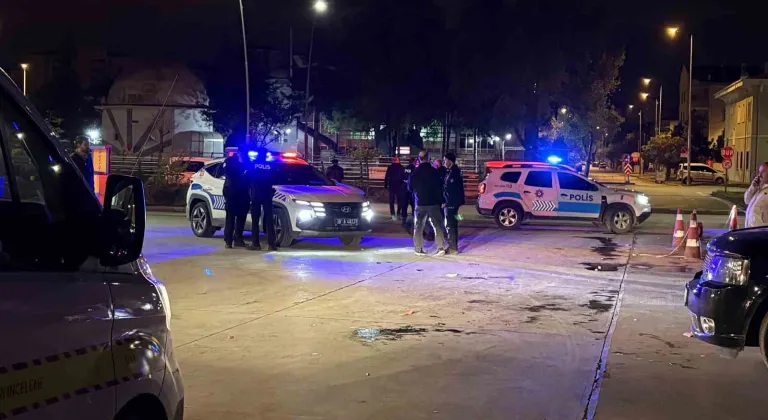 Akaryakıt istasyonun da bıçaklı kavga: 1 ölü, 2 yaralı