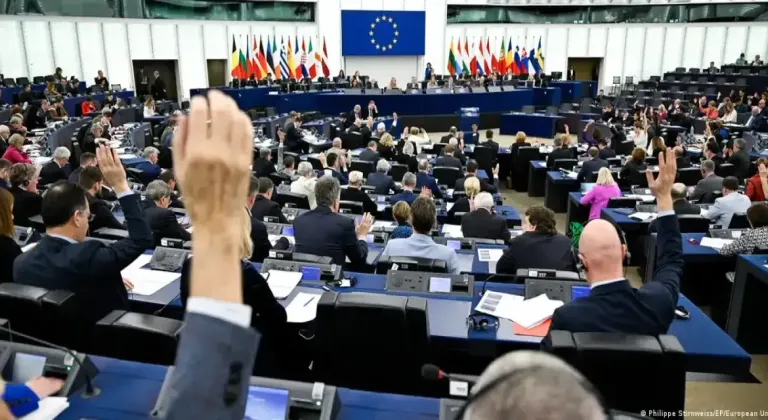 Avrupa Parlamentosu, Rus gazının ithalatını yasaklama planını onayladı