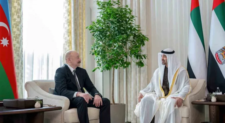 Azerbaycan Cumhurbaşkanı Aliyev, BAE Devlet Başkanı Nahyan ile bir araya geldi