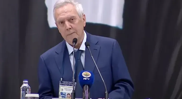 Aziz Yıldırım: "’Ben olduğum sürece ’Fenerbahçe şampiyon olamaz’ diyenler başkan adayı olmamalı"