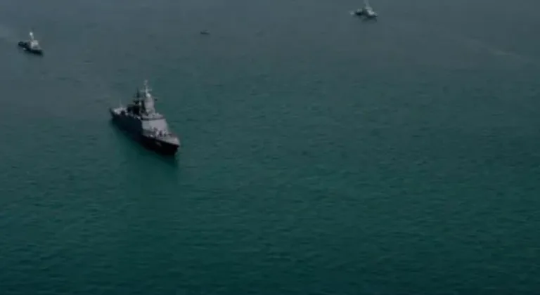 BAE açıklarındaki bir gemiye daha şüpheli saldırı