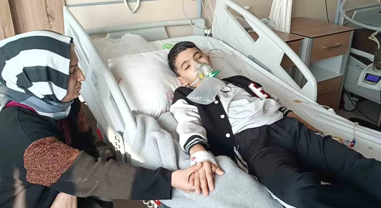 Batman’da 13 yaşındaki çocuk 52 gündür öksürük nöbeti yaşıyor