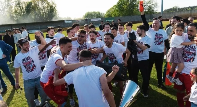 Belçika’da ilk kez bir Türk takımı şampiyon oldu