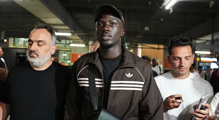 Beşiktaş’ın yeni transferi Ouattara, İstanbul’a geldi