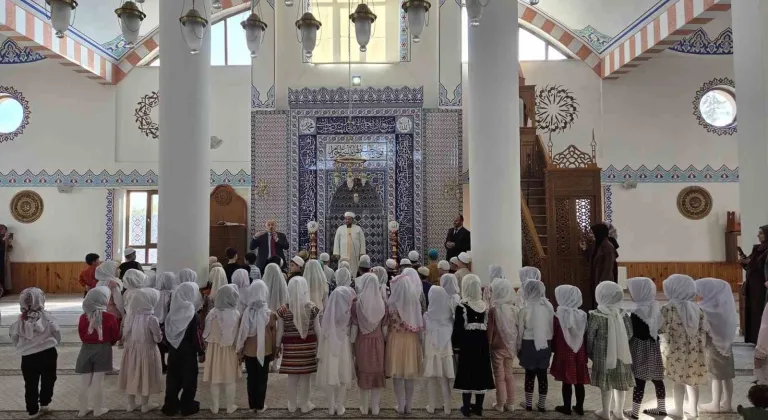 Bilal-i Habeşi Camisinde "Cami-Çocuk Buluşması"