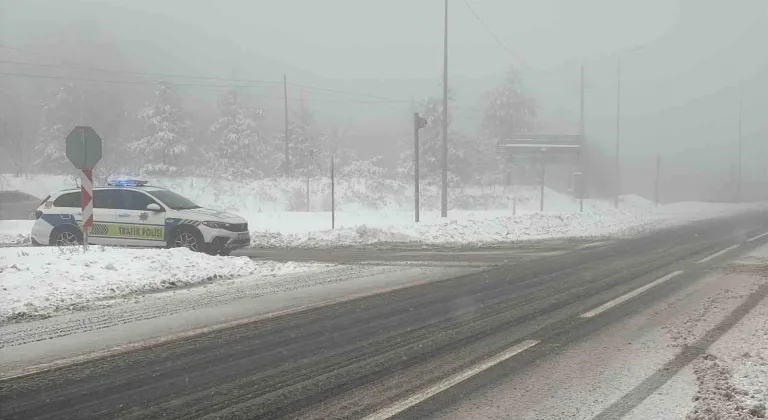 Bolu Dağı’nda kar kalınlığı 20 santimetreye ulaştı