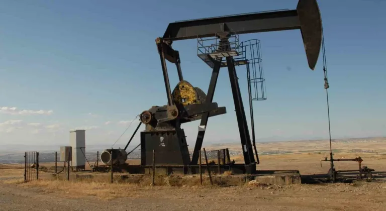 Brent petrol Şubat 2021’den bu yana en düşük seviyeye geriledi