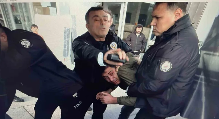 Bursa Büyükşehir Belediye Başkanı Bozbey’e saldırmak isteyen kişi eski CHP meclis üyesi