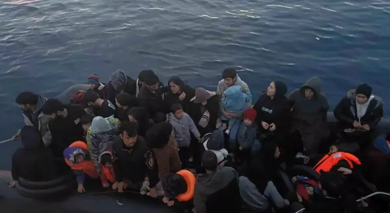 Çanakkale’de göçmen kaçakçılığı operasyonunda 6 organizatör ve 56 kaçak göçmen yakalandı