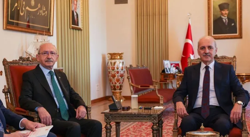 CHP Genel Başkanı Kılıçdaroğlu, Meclis Başkanı Kurtulmuş’u makamında ziyaret etti