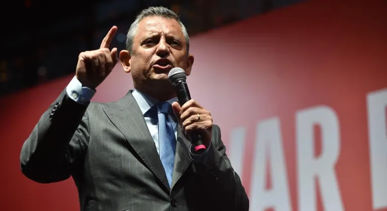 CHP lideri Özel: "Rıza Akpolat’ın şahsında partimizin kurumsal kimliğini itibarsızlaştırmaya çalışıyor"