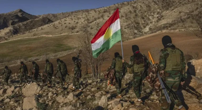 CNN: "ABD, İran’da ayaklanma çıkarmak için Kürt güçlerini silahlandırmaya çalışıyor"