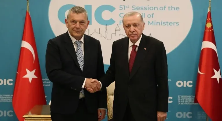Cumhurbaşkanı Erdoğan, UNRWA Genel Komiseri Philippe Lazzarini’yi kabul etti