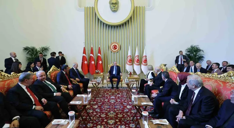 Cumhurbaşkanı Erdoğan: "Türkiye’nin Türkiye’den büyük olduğu hakikati 15 Temmuz gecesi bir kez daha hem de çok güçlü bir şekilde anlaşılmıştır"