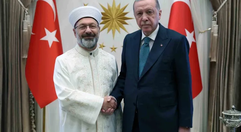 Cumhurbaşkanı Erdoğan eski Diyanet İşleri Başkanı Prof. Dr. Erbaş’ı kabul etti