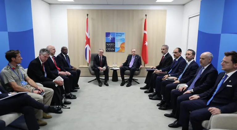 Cumhurbaşkanı Erdoğan, İngiltere Başbakanı Starmer’ı kabul etti