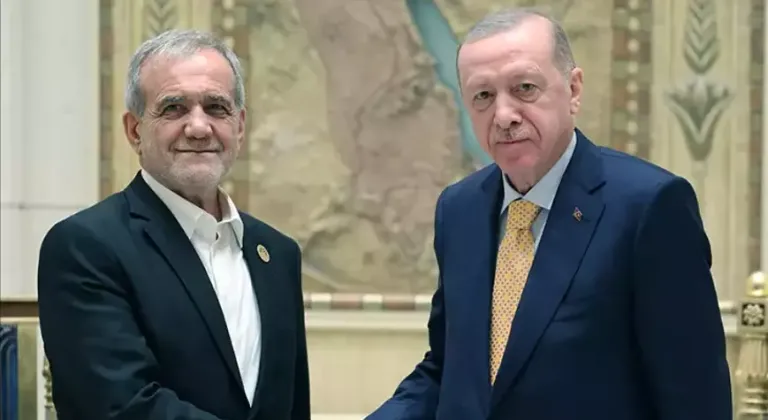 Cumhurbaşkanı Erdoğan, İran Cumhurbaşkanı Pezeşkiyan ile görüştü