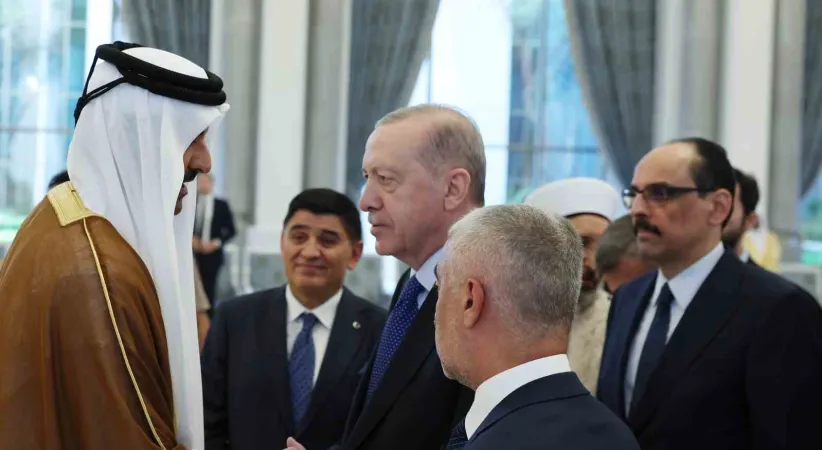Cumhurbaşkanı Erdoğan, Katar Emiri Al Thani ile bir araya geldi