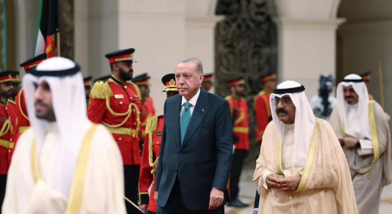 Cumhurbaşkanı Erdoğan, Kuveyt Emiri el Sabah ile bir görüşme gerçekleştirdi