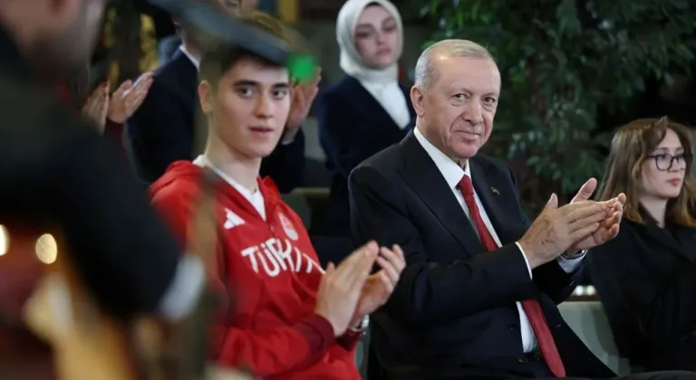Cumhurbaşkanı Erdoğan: "Terörsüz Türkiye kavşağını inşallah suhuletle döndükten sonra Türkiye Yüzyılı menziline çok daha hızlı ulaşacağız"