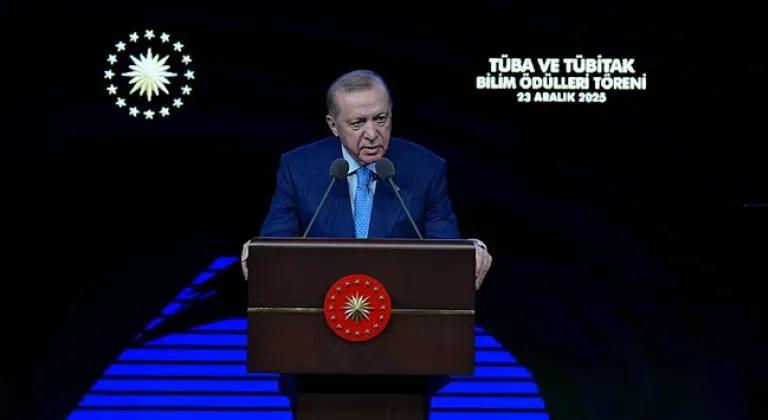 Cumhurbaşkanı Erdoğan: "Türkiye bölgesinin veri üssü konumuna gelecektir"