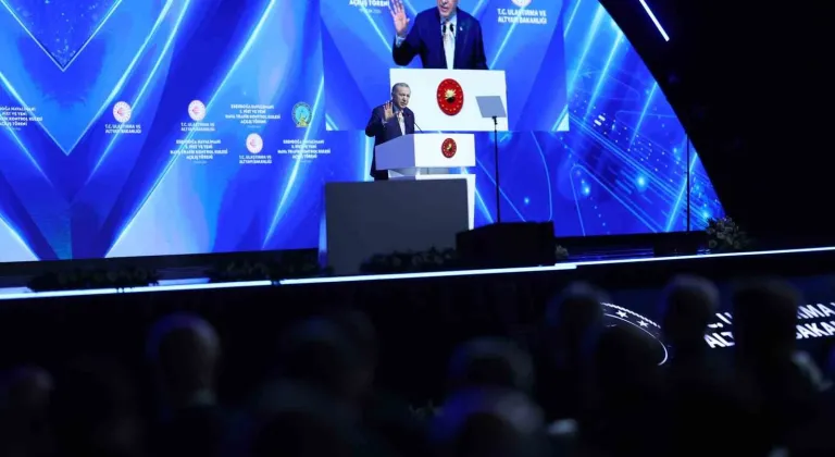 Cumhurbaşkanı Erdoğan: "Türkiye’yi dünyanın en geniş uçuş alanına sahip ülkelerinden biri yaptık"