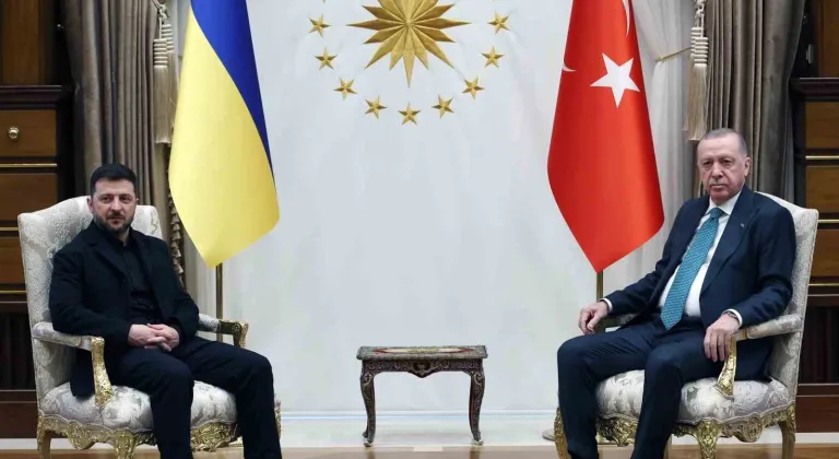 Cumhurbaşkanı Erdoğan, Ukrayna Devlet Başkanı Zelenskiy ile bir araya geldi