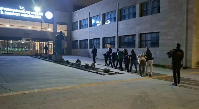 DEAŞ operasyonunda tutuklanan 7 kişinin yılbaşı gecesi eylem hazırlığında oldukları tespit edildi