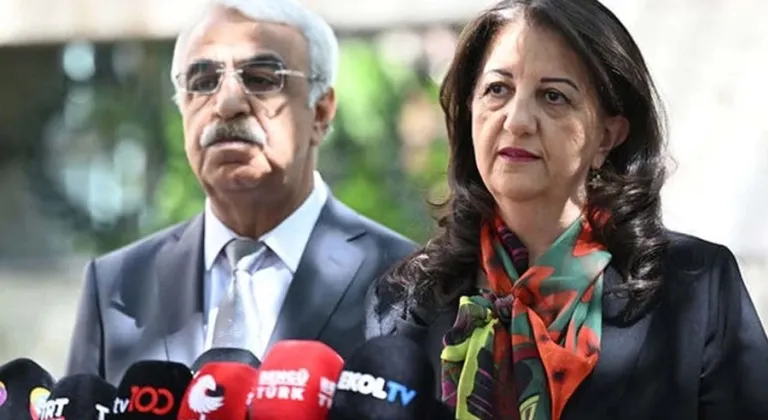 DEM Parti: "Bugün heyet olarak İmralı Cezaevinde Öcalan ile görüşme gerçekleştirdik"