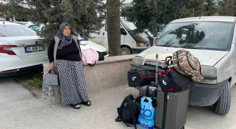 Hatay depreminden İstanbul’a kaçanlar, korkuyla memleketlerine dönmeye başladı