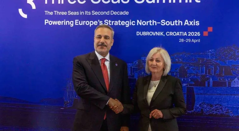 Dışişleri Bakanı Fidan, Bosna-Hersek Bakanlar Konseyi Başkanı Kristo ile bir araya geldi