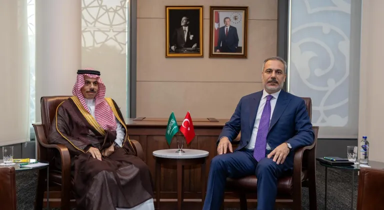 Dışişleri Bakanı Fidan, Suudi Arabistan Dışişleri Bakanı Al Suud ile görüştü