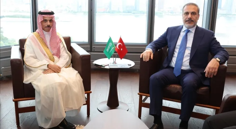 Dışişleri Bakanı Fidan, Suudi mevkidaşı ile görüştü