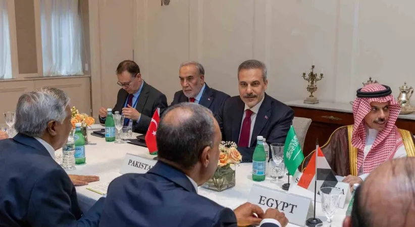 Dışişleri Bakanı Fidan, Türkiye-Mısır-Pakistan-Suudi Arabistan Dışişleri Bakanları Toplantısı’na katıldı