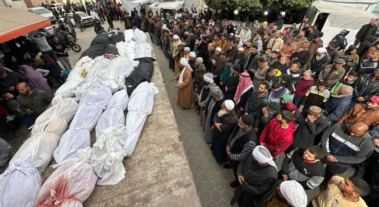 İsrail'in Gazze'ye saldırılarında can kaybı 68 bin 527'ye çıktı