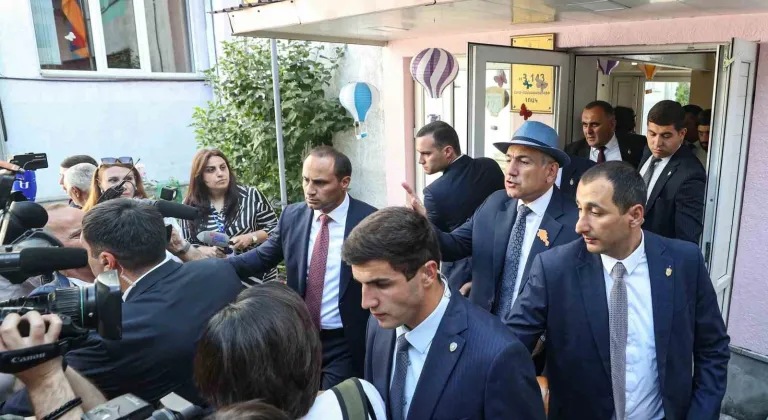 Ermenistan Başbakanı Paşinyan: "Türkiye ile diplomatik ilişk