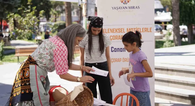 Erzincan’da Yaşayan Miras Festivali büyük ilgi çekti