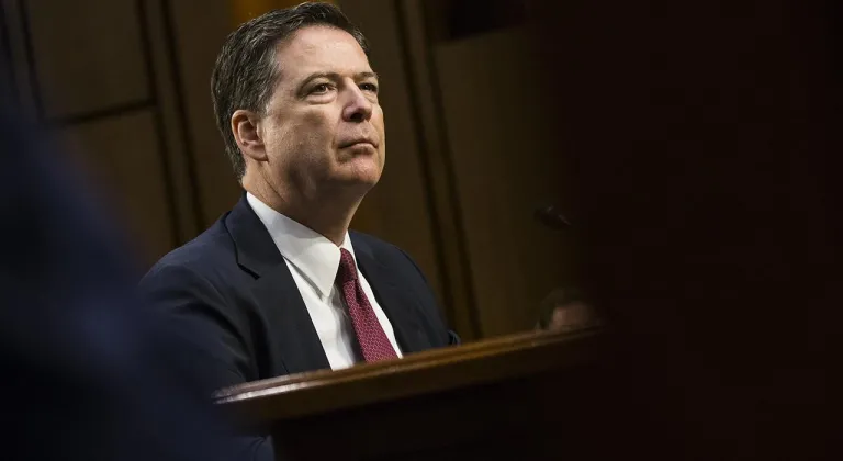 Eski FBI Direktörü Comey’e 2 ayrı suçlamayla dava açıldı