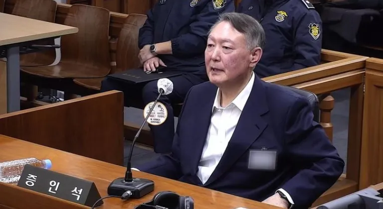 Eski Güney Kore Devlet Başkanı Yoon’a verilen 5 yıllık hapis cezası 7 yıla çıkarıldı