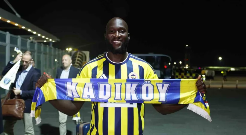 Fenerbahçe’nin yeni transferi Romelu Lukaku, İstanbul’a geldi